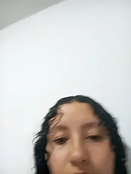 pettymoon1 online show from 01/06/26, 01:42