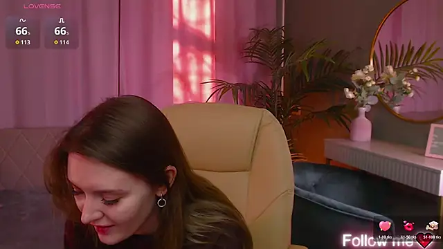 Ursula Andres online show from 04/07/26, 01:07