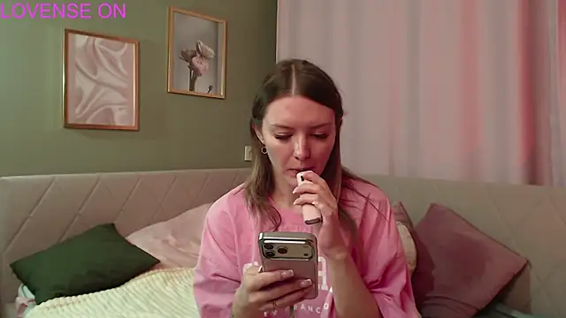 Ursula Andres online show from 05/24/26, 01:16