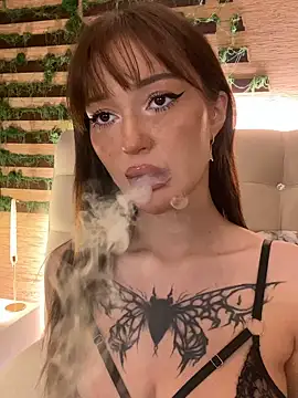 AlishaRuby online show from 04/21/26, 08:21