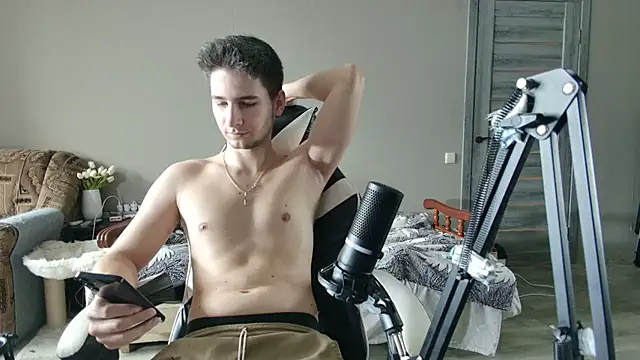 6thfingq online show from 11/20/25, 10:49