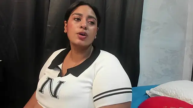 pervert extrabigboobs online show from 01/09/26, 01:56