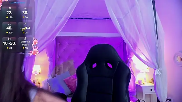 Annie Petters online show from 02/11/26, 01:00