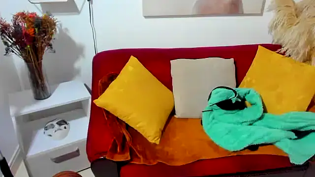 Snapshot of ebony_cristal_1 chatting on 01/10/26, 02:29 ebony cristal 1 online show from 01/10/26, 02:29