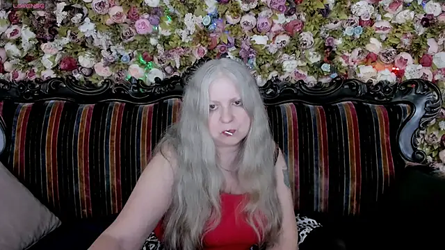 Snapshot of mariabelladonna chatting on 06/17/26, 09:03 mariabelladonna online show from 06/17/26, 09:03