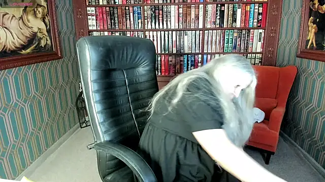 mariabelladonna online show from 04/11/26, 12:29