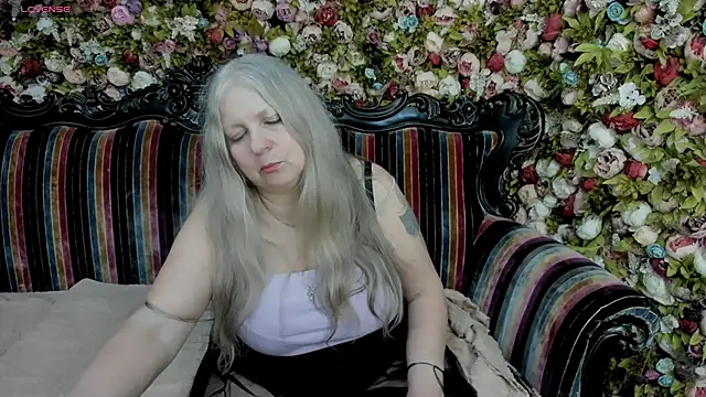 mariabelladonna online show from 04/15/26, 10:21