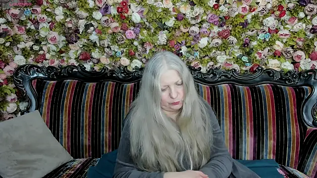 Snapshot of mariabelladonna chatting on 02/25/26, 11:26 mariabelladonna online show from 02/25/26, 11:26