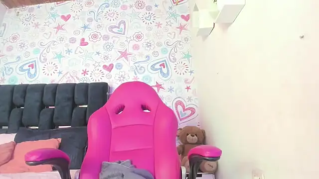 ISA RIVAS online show from 12/20/25, 11:57