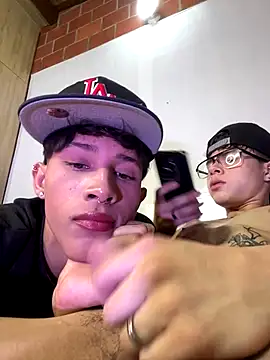 Snapshot of Handsome_boys69 chatting on 12/05/25, 03:49 Handsome boys69 online show from 12/05/25, 03:49