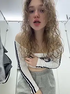 RussianWoman online show from 04/02/26, 04:52