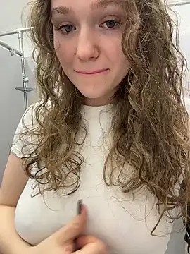 RussianWoman online show from 04/17/26, 03:31