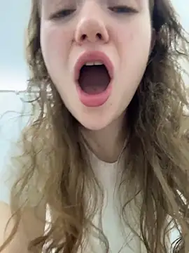 RussianWoman online show from 04/03/26, 03:24