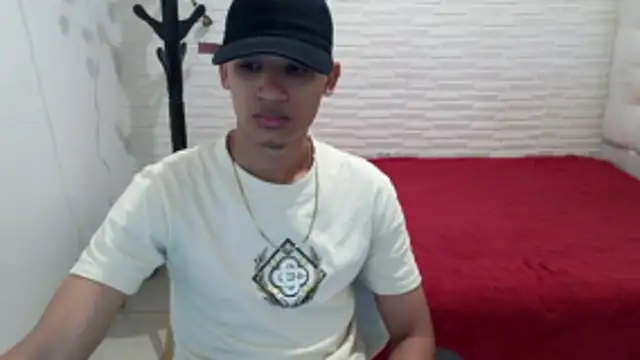 willytal2025 online show from 01/12/26, 02:57