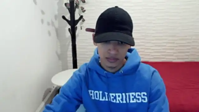 willytal2025 online show from 01/09/26, 06:37