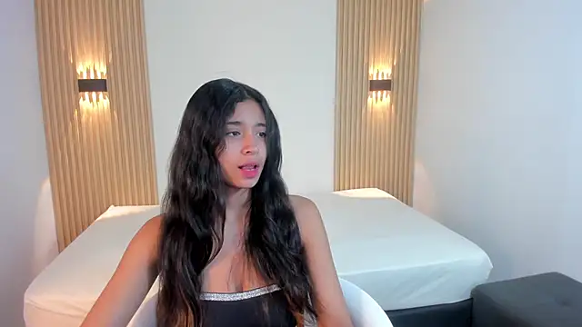 Ashleycooper5 online show from 12/18/25, 08:56