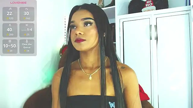 mia fernand online show from 12/16/25, 03:27