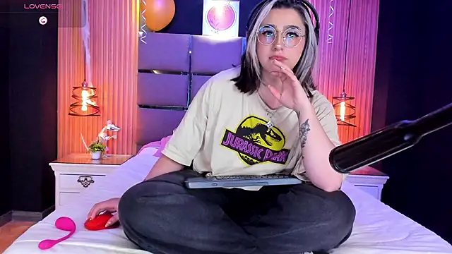 GabyRose9 online show from 03/25/26, 08:52