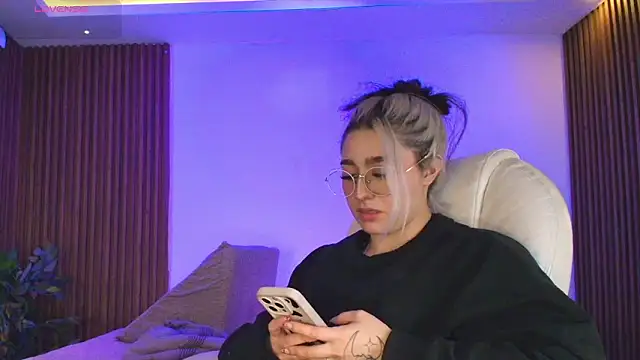 GabyRose9 online show from 02/25/26, 07:25