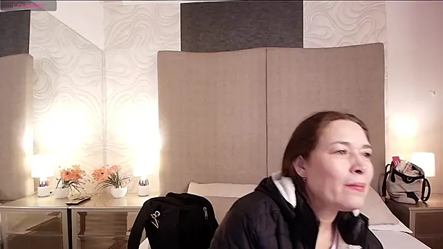 Snapshot of helen_larkin chatting on 08/04/26, 06:45 helen larkin online show from 08/04/26, 06:45