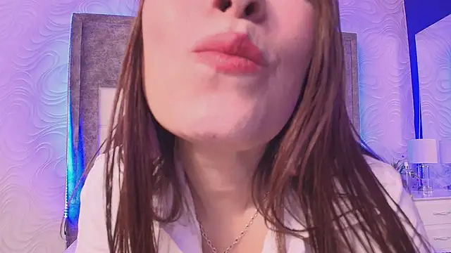 helen larkin online show from 02/05/26, 03:08