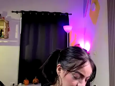 Nicole diaz7 online show from 11/23/25, 01:10