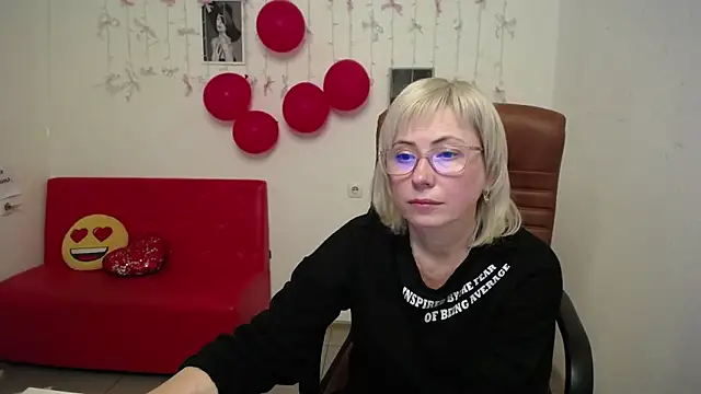 LaurenWishy online show from 01/16/26, 01:04