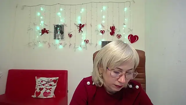 LaurenWishy online show from 02/03/26, 06:46