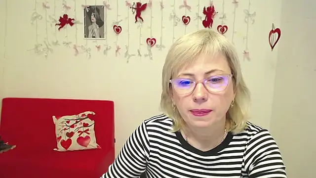 LaurenWishy online show from 02/01/26, 06:00