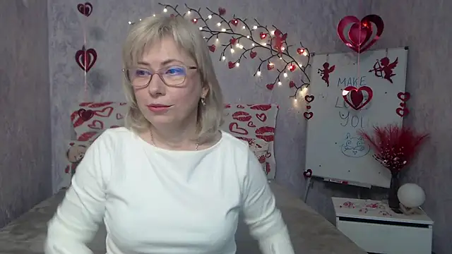 LaurenWishy online show from 02/16/26, 06:12