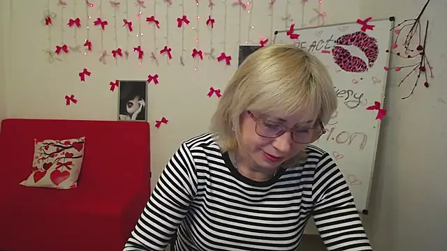 LaurenWishy online show from 03/10/26, 06:50