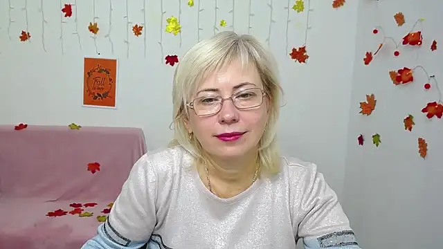 LaurenWishy online show from 12/02/25, 06:15