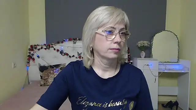 LaurenWishy online show from 03/29/26, 05:20