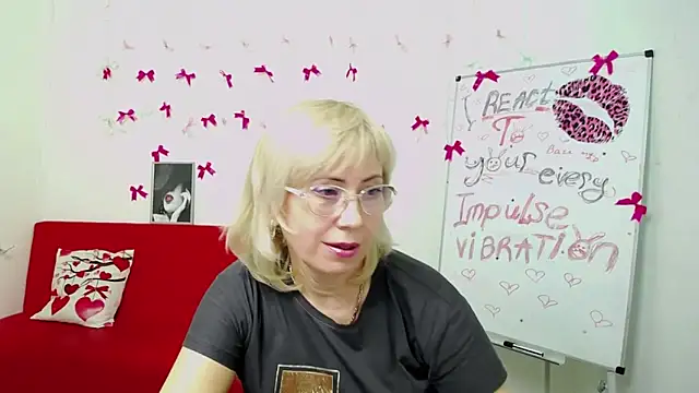 LaurenWishy online show from 03/27/26, 06:20