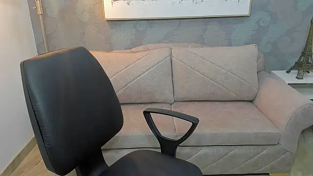 Isabela clk online show from 12/19/25, 07:38