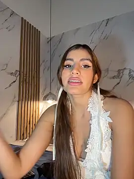 IsabelaStefano online show from 12/21/25, 03:30