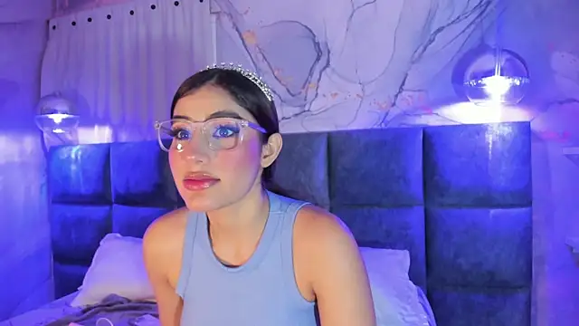 IsabelaStefano online show from 04/13/26, 03:10