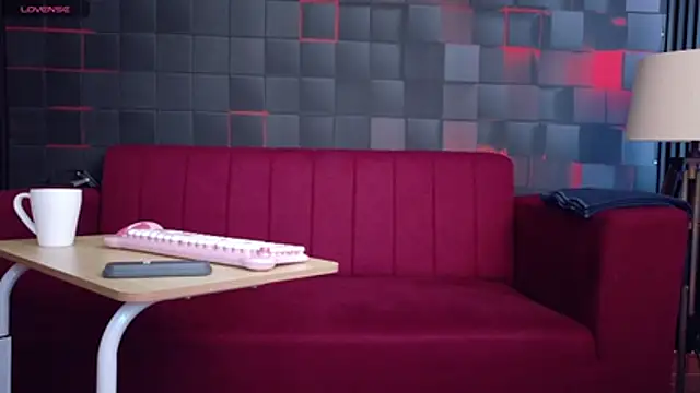 GracieCollins online show from 12/01/25, 01:23