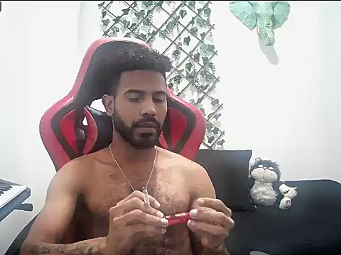 Snapshot of alberthot11 chatting on 12/03/25, 03:40 alberthot11 online show from 12/03/25, 03:40