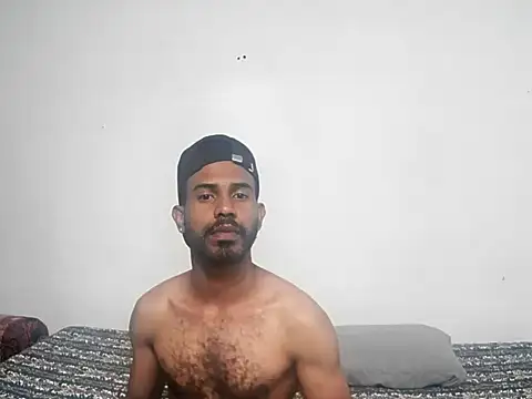 alberthot11 online show from 01/12/26, 05:58