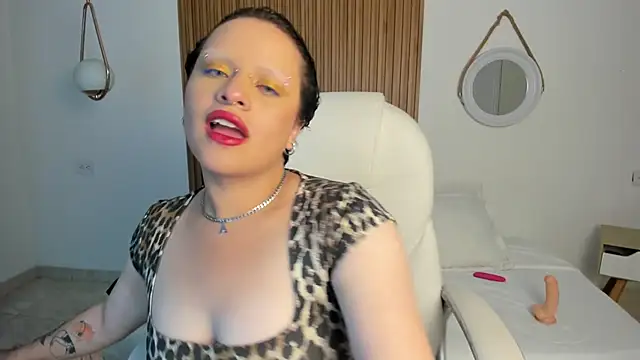 Alaska deluxe online show from 04/11/26, 02:52