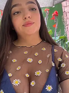 Juanita Rojas online show from 12/03/25, 06:29