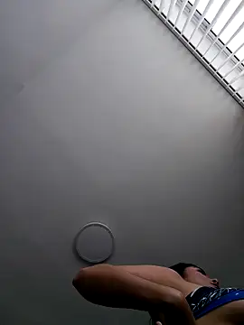 Laia torres1 online show from 02/19/26, 07:00