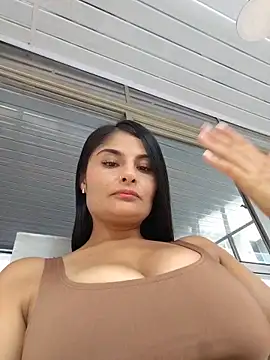 Laia torres1 online show from 05/14/26, 03:53