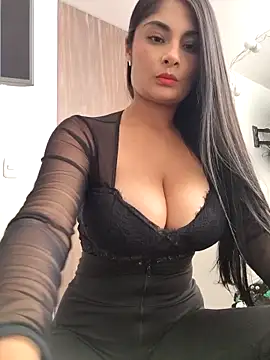 Laia torres1 online show from 11/24/25, 08:09