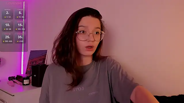 miabellee online show from 11/30/25, 04:52