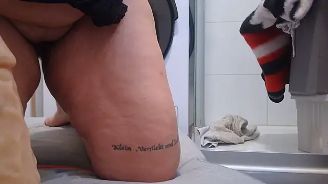 EheMilf Frankfurt online show from 04/04/26, 11:55