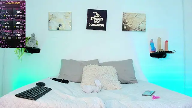 Maddy  Jones online show from 03/07/26, 07:30