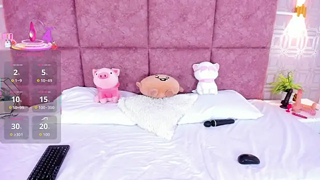 NathalieRoss1 online show from 04/07/26, 01:07