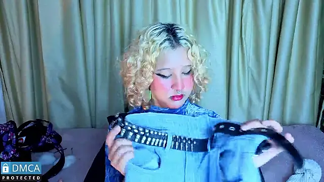 ahsly Zam online show from 02/04/26, 03:01